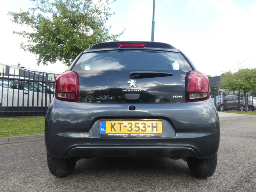 47300146-24.jpg