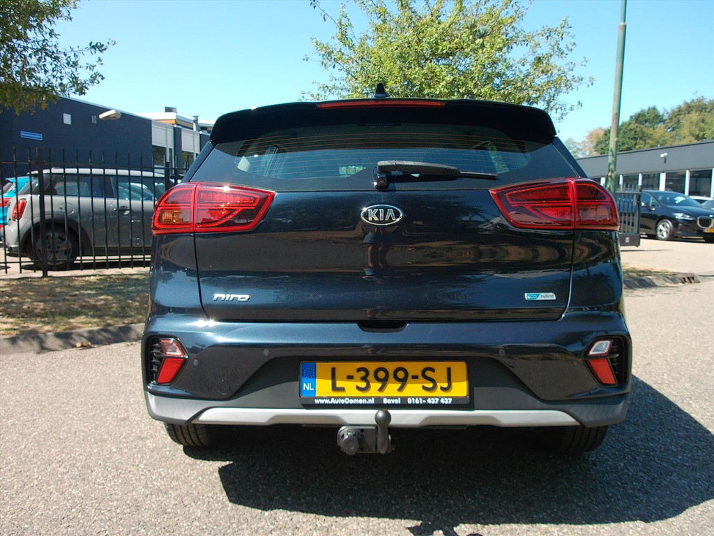 55642216-28.jpg
