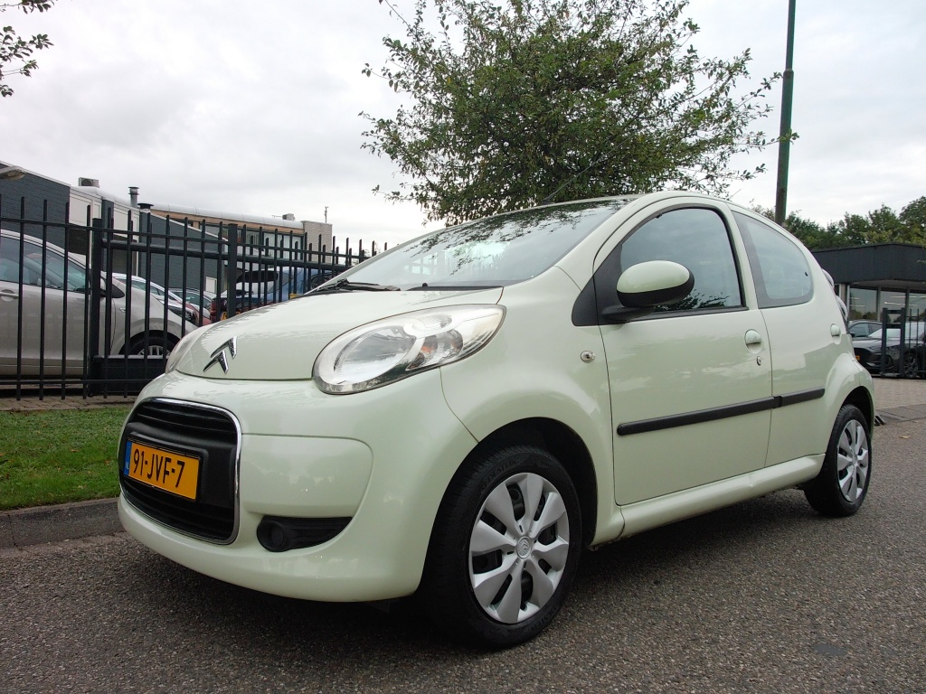 56521858