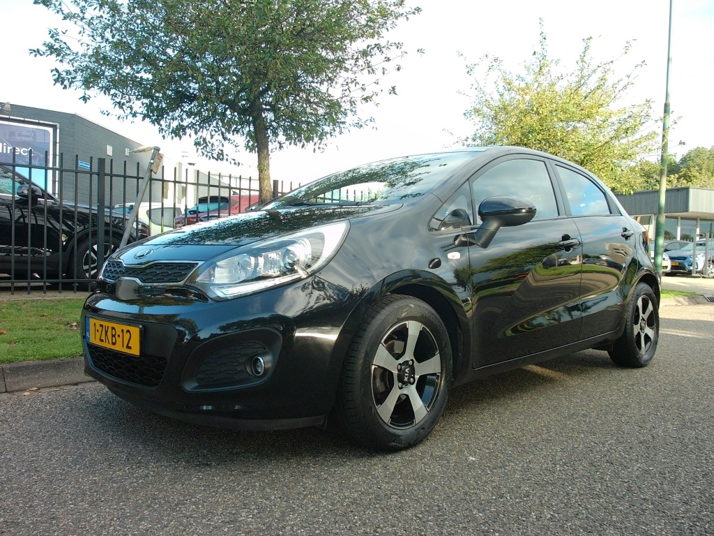 56725714