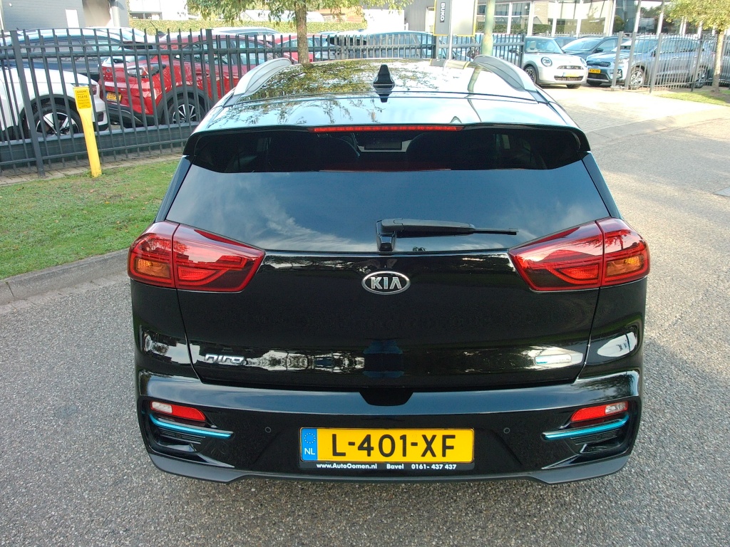 56874091-55.jpg