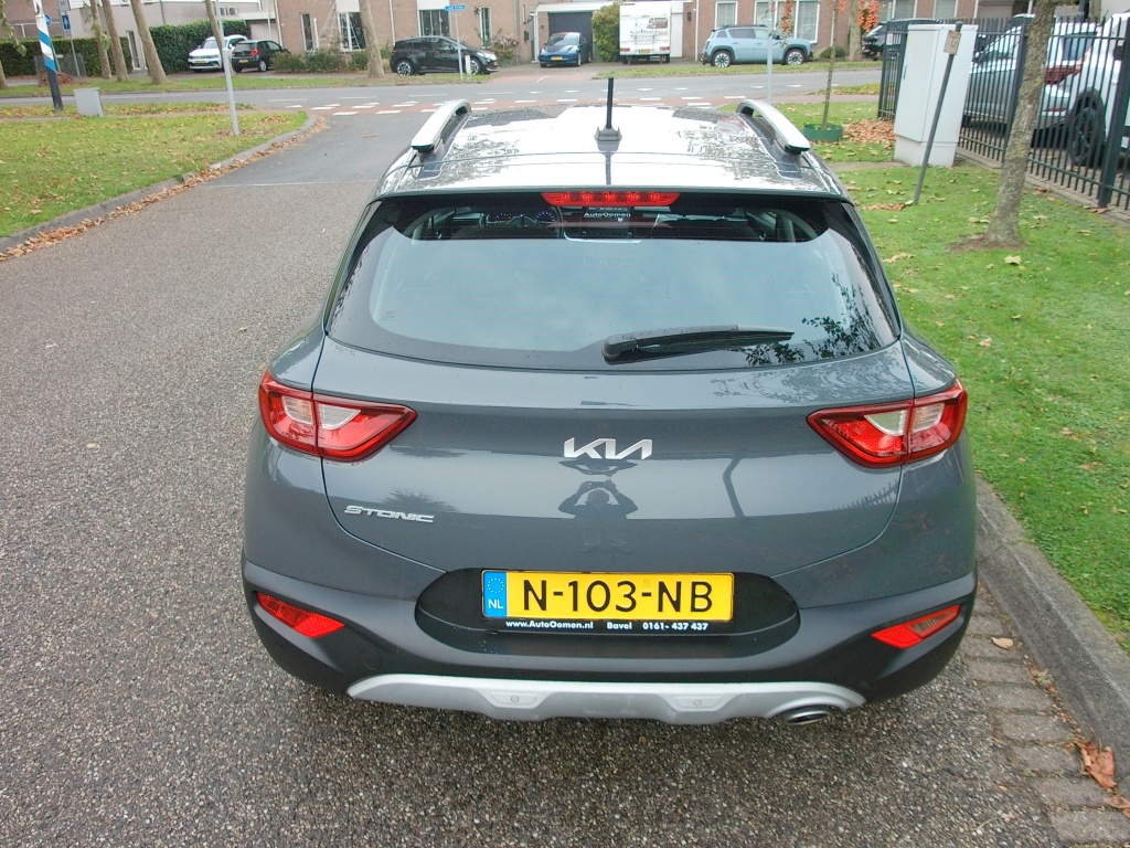 57704286-42.jpg